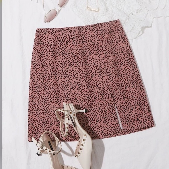 SHEIN Dresses & Skirts - SHEIN pink Dalmatian skirt with slit